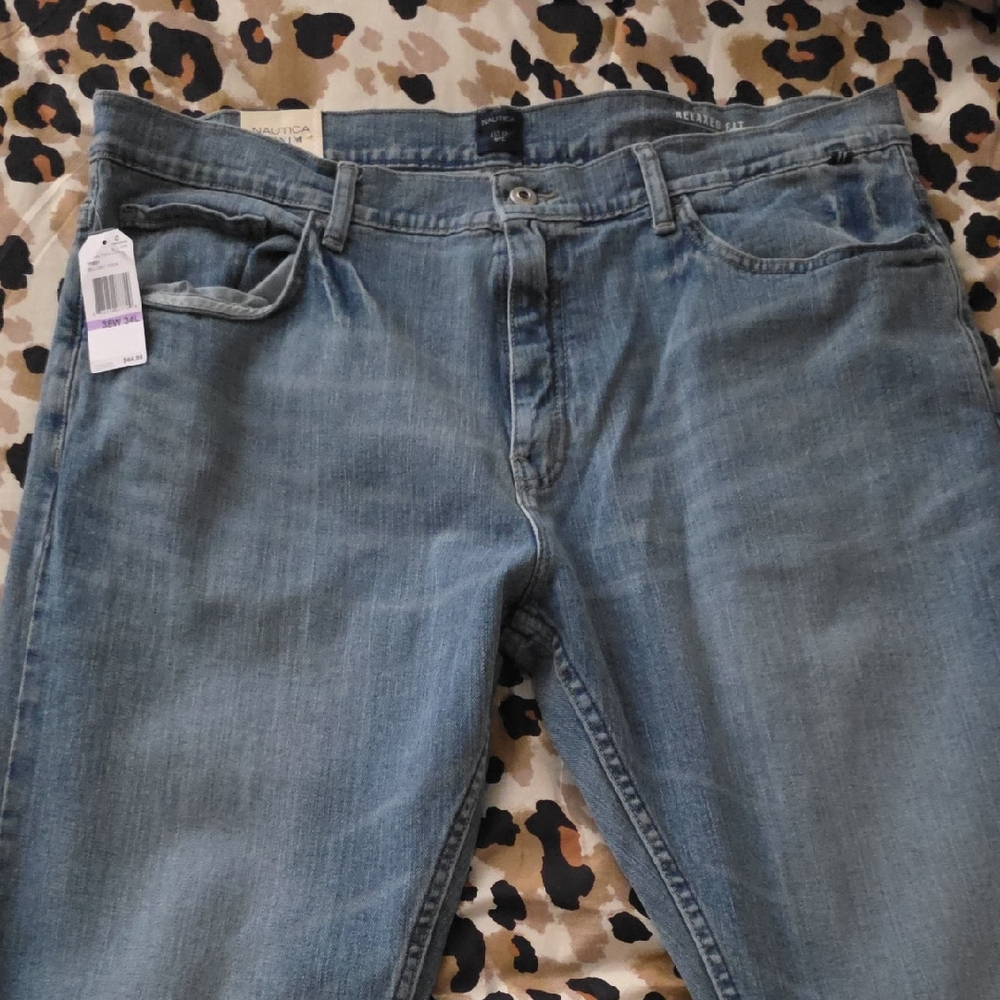Nautica Men's Washed Light Blue Relaxed Jeans